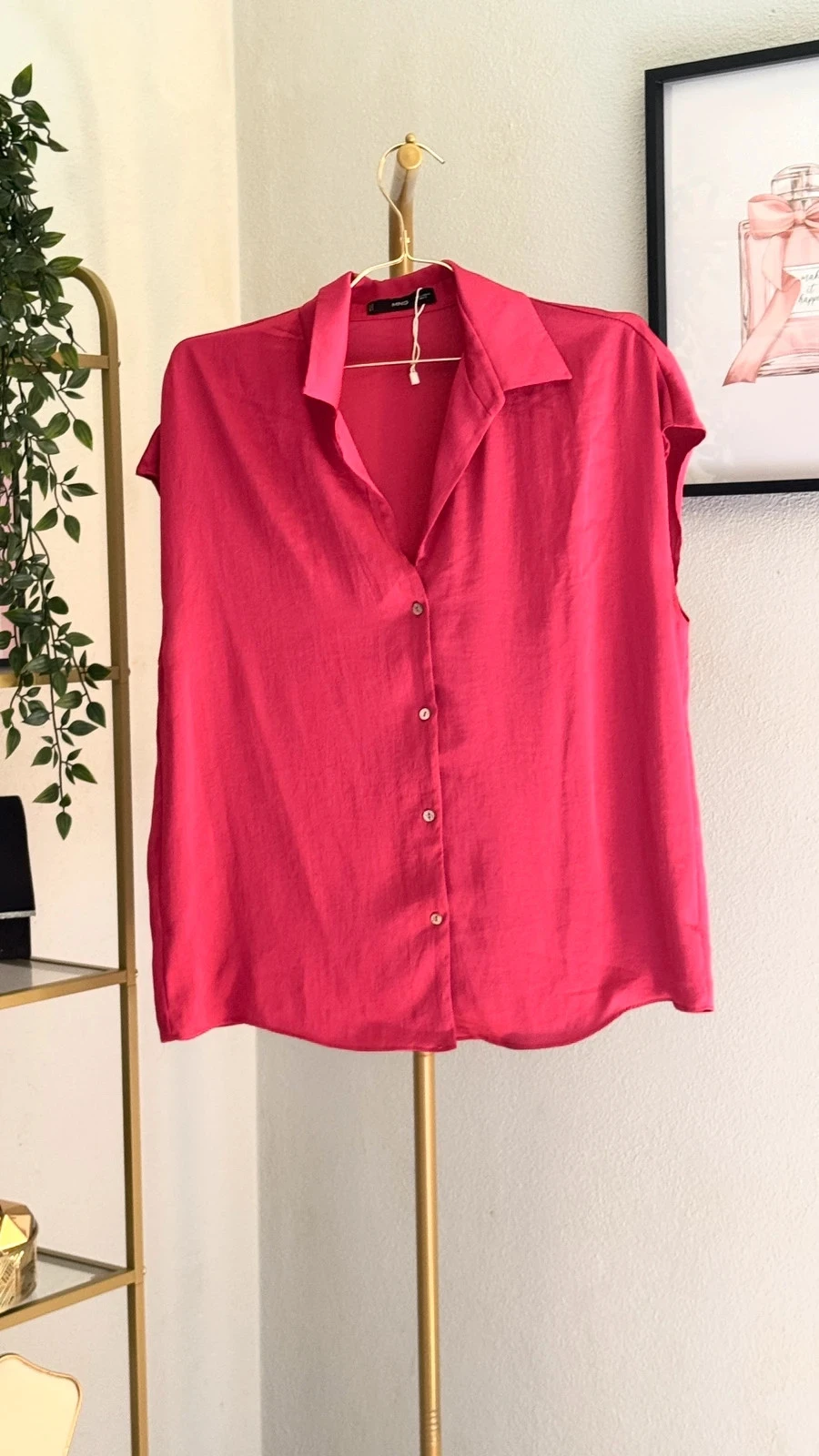 Lindo Blusa Camiseira Rosa Fuchsia Acetinada Mango • L • TN284